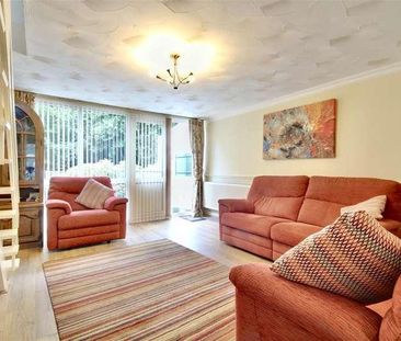 Purbrook Gardens, Purbrook, PO7 - Photo 3