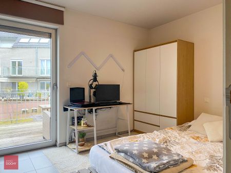 Centraal gelegen verzorgd appartement met groot terras | Olmstraat - Foto 2