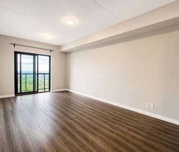 For Lease - 15 Queen Street Unit# 2210, Hamilton, Ontario - Photo 3