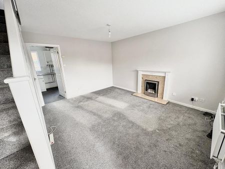 2 bedroom semi-detached house to rent - Photo 2