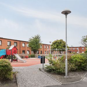 Syster Jennys väg 44 B - Photo 2