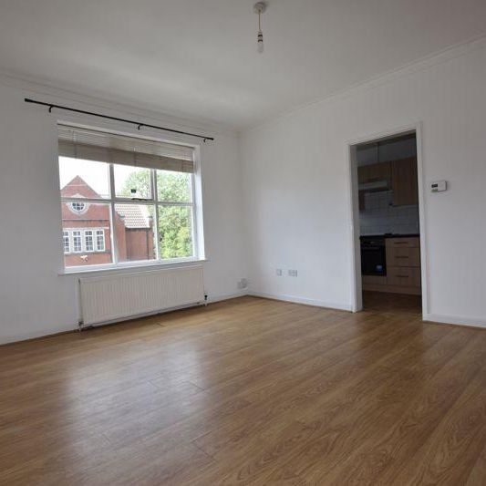 1 bedroom flat to rent - Photo 1