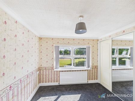 3 bedroom semi-detached house to rent - Photo 4