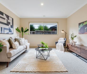 Modern Family Home - Photo 5