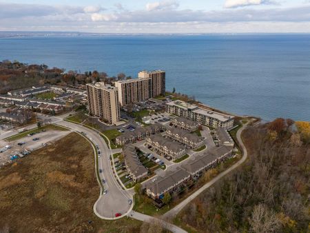 For Lease - 12 Waterview Drive, Hamilton, Ontario - Photo 5