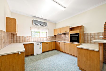 98 Sydney Street, Glenunga. - Photo 3