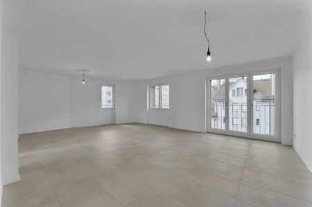 Grosszügige 2.5-Zimmer-Wohnung im Herzen von Neuhausen - Photo 2