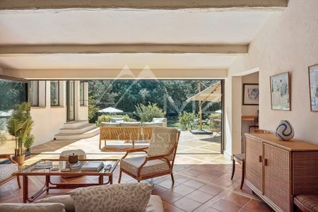 Proche Saint-Paul-de-Vence - Charmante villa provençale - 5 chambres - Photo 4