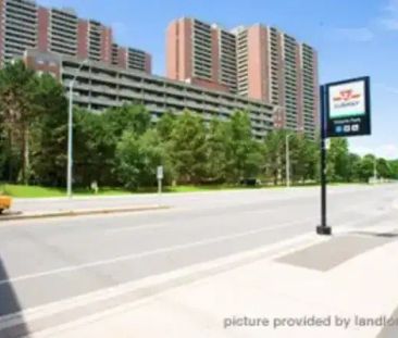 7, 9 & 11 Crescent Pl | 9 Crescent Pl, East York - Photo 1