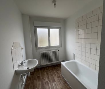 Location - Appartement T4 - 79 m² - Montbéliard - Photo 4