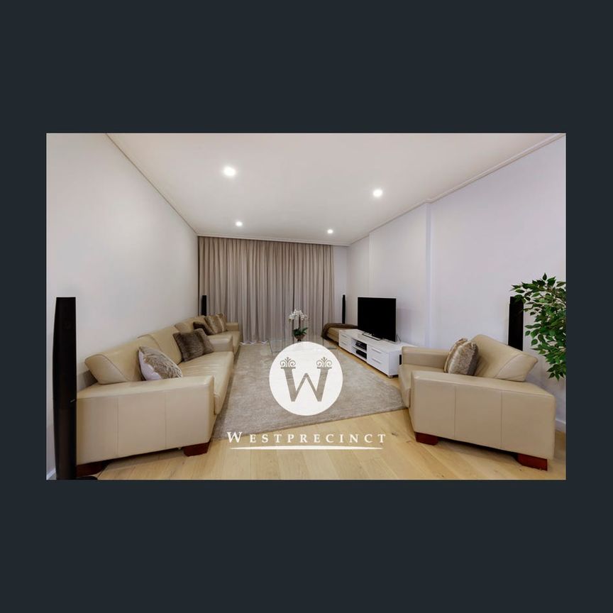 In transition? We offer fine furnished stays from 3 months + - Photo 1