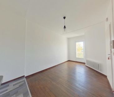 Location Appartement 1 pièce 24m² TOURS 37100 - Photo 2