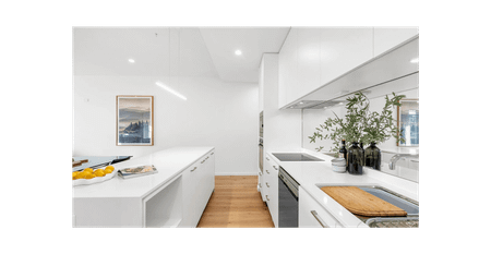 Apartment living in the best square of Adelaide! - Photo 5