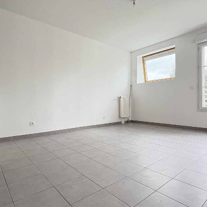 Location Appartement 2 pièces 42m² PUISEUX EN FRANCE 95380 - Photo 1