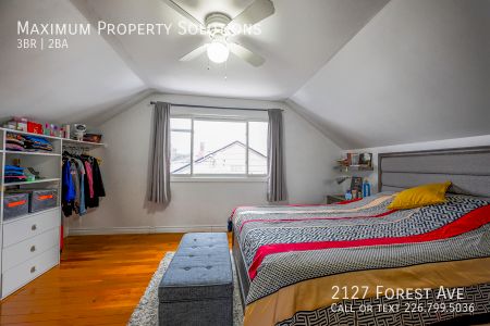 2127 Forest Ave - Photo 3