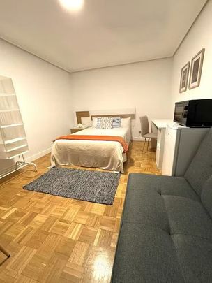 Avenida de Fuenlabrada, Leganés, Community of Madrid 28912 - Photo 1