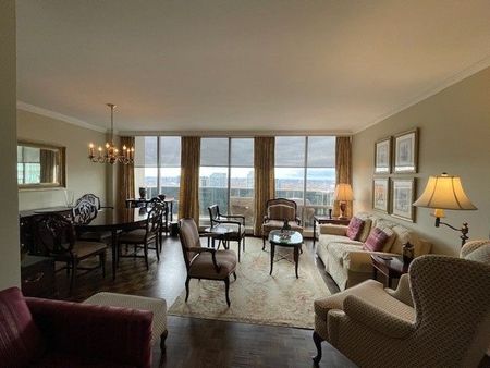 For Lease - 400 Walmer Road Unit# 2511, Toronto, Ontario - Photo 4