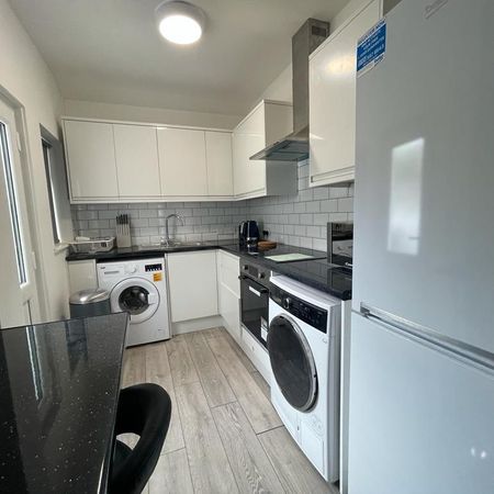 1 bed house share to rent in Nairne Street, Burnley, BB11 - Photo 3