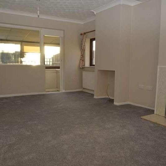 Frederick Road, Rainham, RM13 - Photo 1