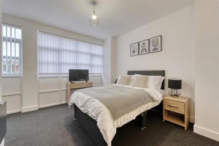 1 bedroom in a house share to rent - Photo 5