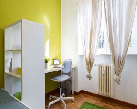 Via dei Pioppi, Cesano Boscone, Lombardy 20090 - Photo 2