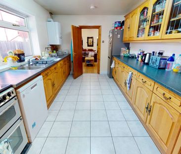 76 Oak Tree Lane Selly Oak - Photo 3