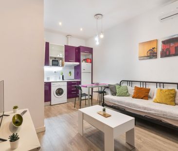 Piso de alquiler en Calle de Embajadores, Embajadores - Lavapiés - Photo 5