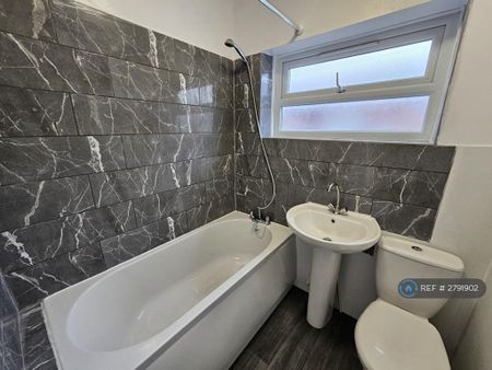 2 bedroom terraced house to rent - Photo 5