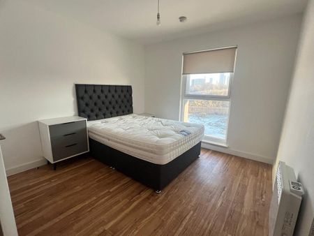 2 bedroom flat to rent - Photo 3