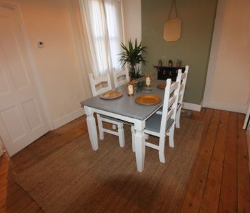 2 bedroom terraced house to rent - Photo 2