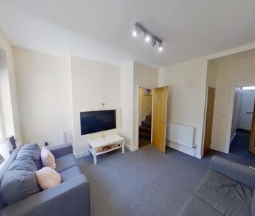 4 bedroom house to rent - Photo 2