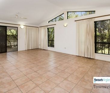 4 Yale Close, Douglas - Photo 1