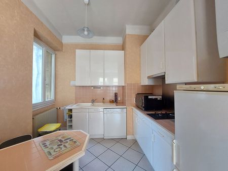 Location Appartement 3 pièces 63m² - Photo 4