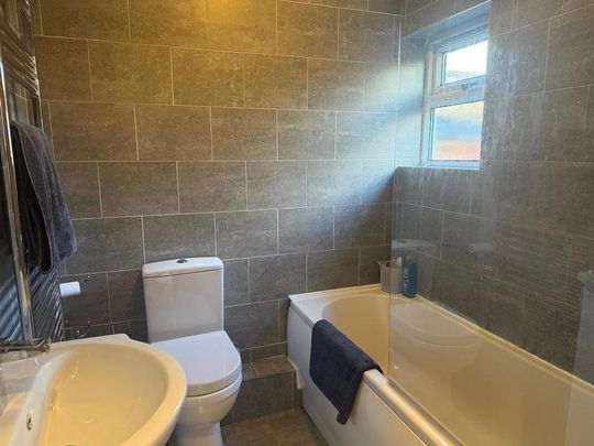 3 bedroom terraced house to rent - Photo 1