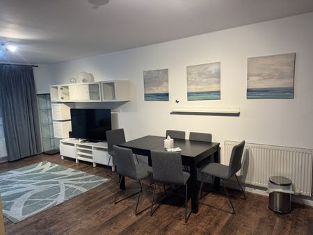 2 Bed Flat, Watergate Court, LE3 - Photo 3