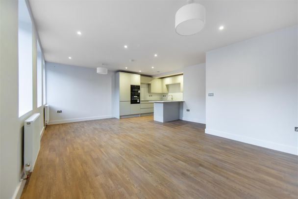 2 bed flat to rent in Brandling Park Mews, Newcastle Upon Tyne, NE2 - Photo 1