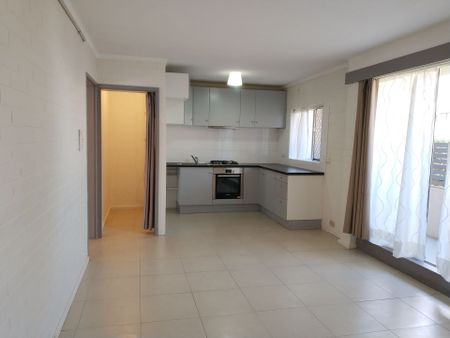 Secure 2 Bedroom City Fringe Apartment @ $630 Per Week - Photo 3