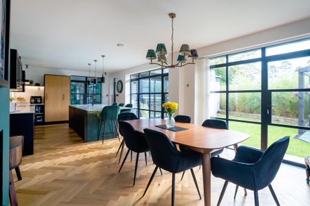 Mead Road, Cheltenham, Gloucestershire - Photo 3