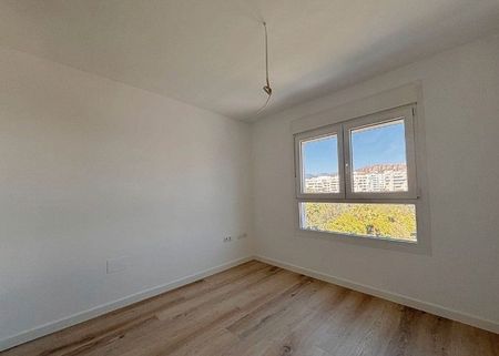 Ático de alquiler en Calle Torrente Ballester, 7r, Rodeo Alto - Guadaiza - La Campana - Photo 2