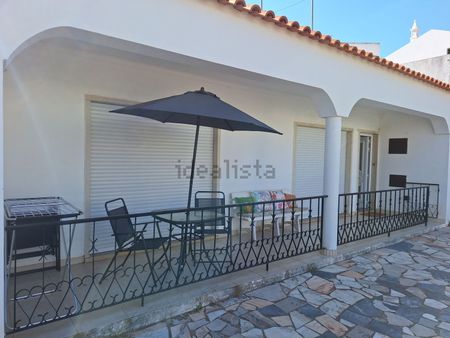 Moradia geminada em Albufeira, Albufeira e Olhos de Água - Photo 2