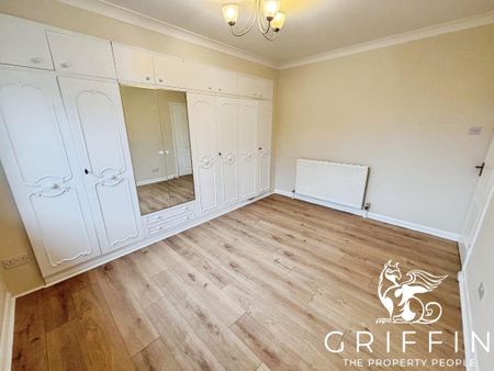 Gridiron Place, Upminster, RM14 - Photo 3