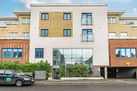 Walnut Tree Close, Guildford, GU1 - Photo 5