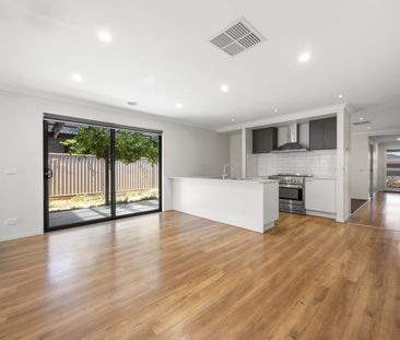 Spacious Family Home in Winter Valley - Photo 5