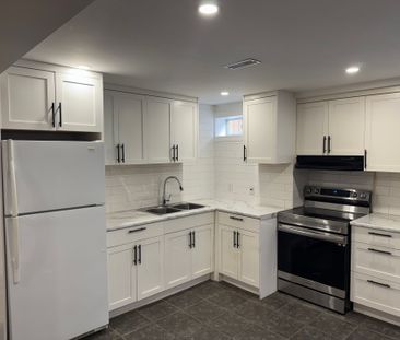 For Lease - 1150 Lambton Drive, Oakville, Ontario - Photo 1