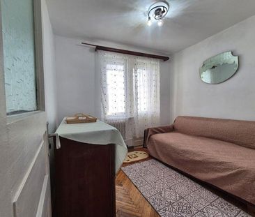 Apartament 3 camere, Targu Jiu, Zona Central - Fotografie 2