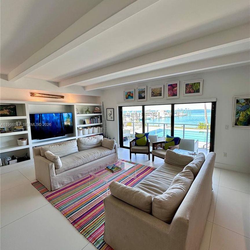 Miami, Appartement 3 Chambres - 201 m² en location - Photo 1