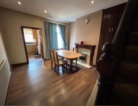 3 Bed Terraced House, Priestley Street, S2 - Photo 2