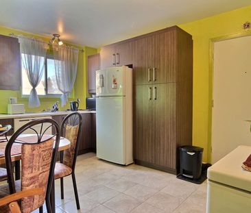 9 · 3e étage - Photo 4