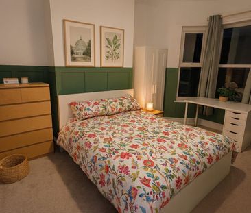 Room in a Shared House, Glenalmond Road, CH44 - Photo 4