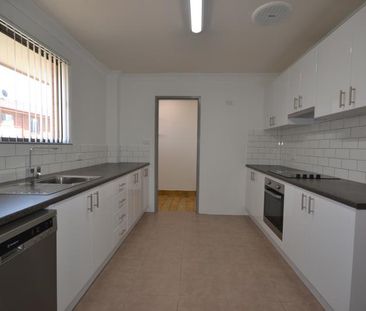 15/11-15 Hollingworth Street, Port Macquarie NSW 2444 - Apartment F... - Photo 4